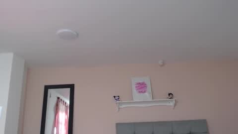 Dolce online show from November 2025 12:18:01 PM