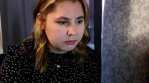 Snapshot of dolcevita_sophia chatting on November 2025 07:39:01 AM dolcevita_sophia online show from November 2025 07:39:01 AM