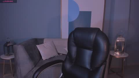 Dolcie  online show from December 2024 11:38:02 AM