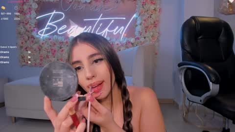 Dolcie  online show from January 2025 03:09:02 PM