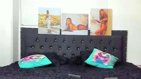 C E L E S T E  online show from December 2024 08:58:01 PM