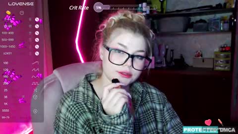 Chloe online show from December 2024 08:39:01 PM