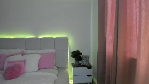 doll_oriana online show from February 2026 08:03:02 PM