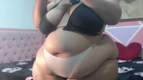 Snapshot of doll_rihana chatting on May 2026 04:32:02 AM doll rihana online show from May 2026 04:32:02 AM