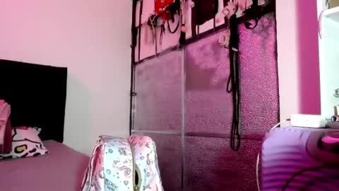 Snapshot of doll_sary chatting on January 2025 04:20:01 PM Catherine XXX online show from January 2025 04:20:01 PM