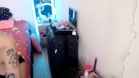 Snapshot of doll_sary chatting on February 2026 05:39:02 PM Catherine XXX online show from February 2026 05:39:02 PM