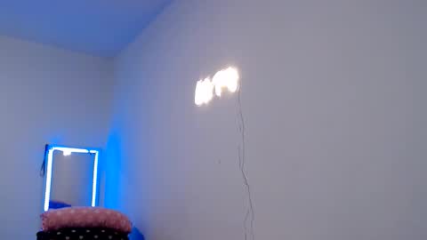 Snapshot of doll_sary chatting on March 2026 11:11:01 PM Catherine XXX online show from March 2026 11:11:01 PM