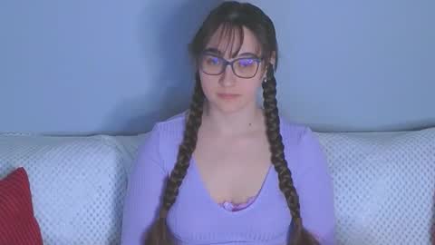 Tessa online show from March 2026 06:47:01 PM