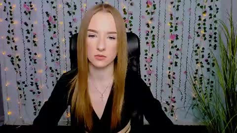 doll_vey online show from March 2025 09:29:01 AM