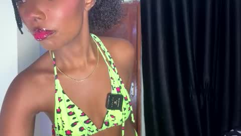 Doll online show from November 2025 07:49:02 PM