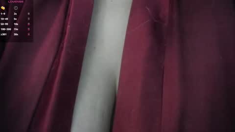 Snapshot of dolly_zoe chatting on October 2025 10:54:02 PM Call me Zoe online show from October 2025 10:54:02 PM