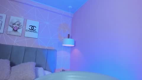 Snapshot of dolly_zoe chatting on October 2025 09:16:02 PM Call me Zoe online show from October 2025 09:16:02 PM