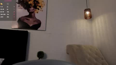 Snapshot of dolly_zoe chatting on November 2025 06:59:02 PM Call me Zoe online show from November 2025 06:59:02 PM