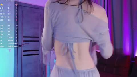 Snapshot of dollymelissa chatting on March 2025 05:14:02 PM Vikky online show from March 2025 05:14:02 PM