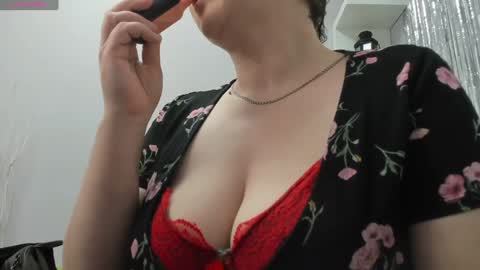 DoloresSea online show from January 2025 06:02:02 AM