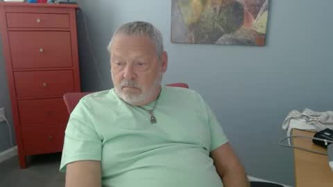 Snapshot of doloroso chatting on October 2025 10:40:01 PM Doloroso online show from October 2025 10:40:01 PM