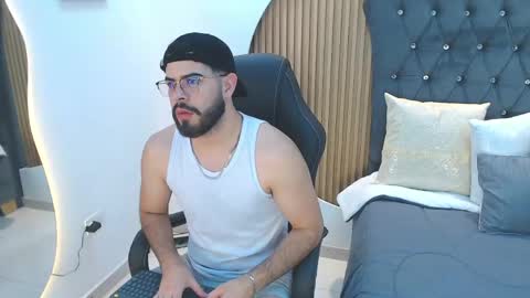 domboy  online show from May 2026 08:37:01 PM