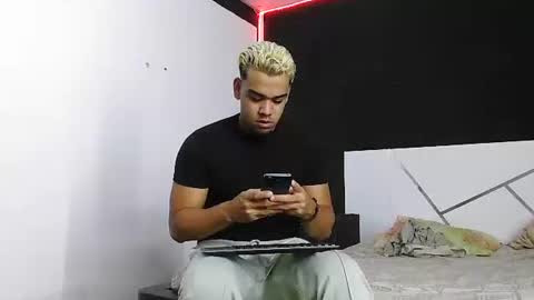 Snapshot of dombylogan chatting on March 2026 03:18:02 PM Logan online show from March 2026 03:18:02 PM