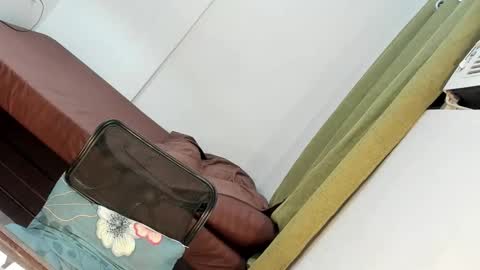 ANGELA online show from November 2025 02:08:01 PM