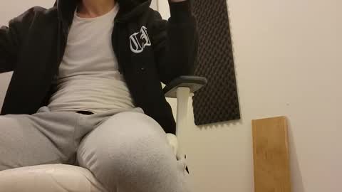 Master Dominance  online show from November 2025 02:10:01 PM