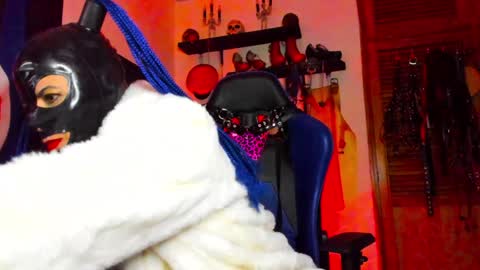 Snapshot of dominatrixblue chatting on January 2025 09:36:01 PM Dom Blue online show from January 2025 09:36:01 PM