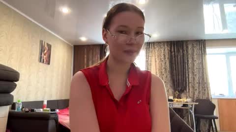 Olivia online show from November 2025 04:28:02 AM