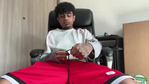 Snapshot of dominic_brand chatting on January 2026 05:27:02 PM Brandon online show from January 2026 05:27:02 PM