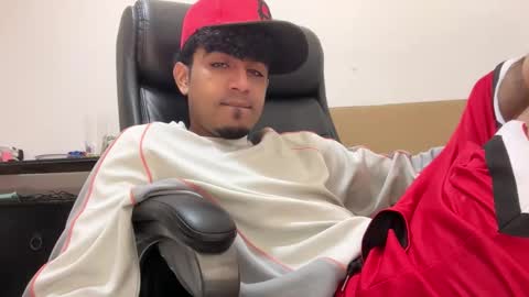 Snapshot of dominic_brand chatting on January 2026 05:33:02 AM Brandon online show from January 2026 05:33:02 AM