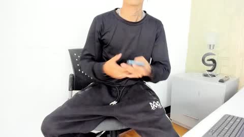 Dominic foox online show from February 2026 01:21:02 PM