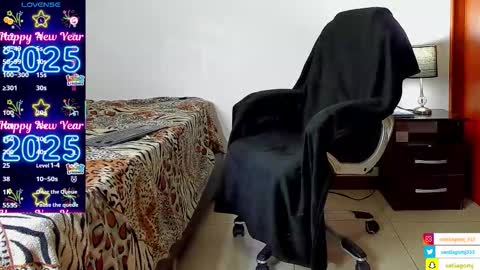 SANTI  independent model online show from January 2026 01:08:01 AM