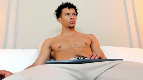 Snapshot of dominick_star chatting on December 2024 09:44:02 AM Dominick Star online show from December 2024 09:44:02 AM