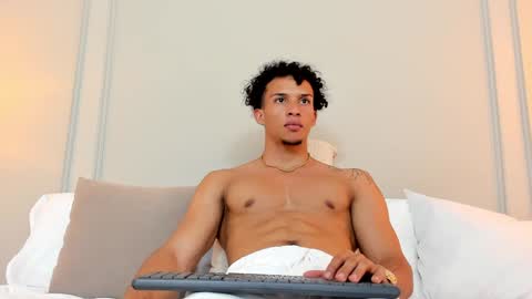 Snapshot of dominick_star chatting on December 2024 04:47:02 AM Dominick Star online show from December 2024 04:47:02 AM