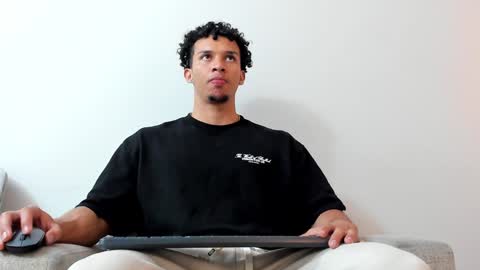 Snapshot of dominick_star chatting on January 2025 03:04:02 AM Dominick Star online show from January 2025 03:04:02 AM