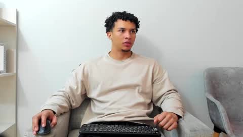 Snapshot of dominick_star chatting on January 2025 03:20:01 AM Dominick Star online show from January 2025 03:20:01 AM