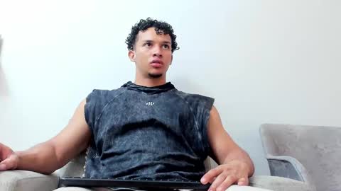 Snapshot of dominick_star chatting on February 2025 04:35:02 AM Dominick Star online show from February 2025 04:35:02 AM