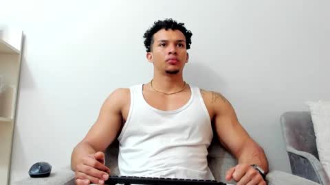 Snapshot of dominick_star chatting on February 2025 04:16:02 AM Dominick Star online show from February 2025 04:16:02 AM