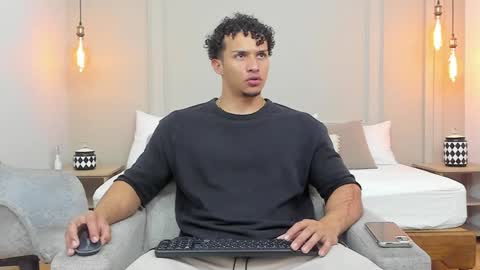 Snapshot of dominick_star chatting on February 2025 04:06:01 AM Dominick Star online show from February 2025 04:06:01 AM