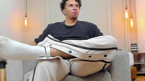 Snapshot of dominick_star chatting on February 2025 10:08:02 AM Dominick Star online show from February 2025 10:08:02 AM