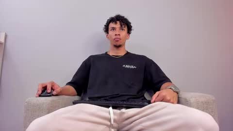 Snapshot of dominick_star chatting on September 2025 03:50:02 AM Dominick Star online show from September 2025 03:50:02 AM