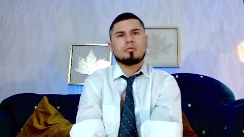 Dominik online show from June 2026 06:50:01 PM