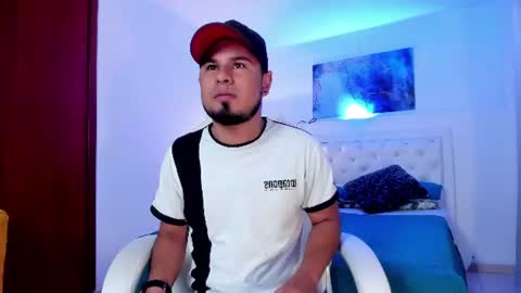 Dominik online show from July 2026 06:32:01 PM