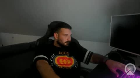 Snapshot of donchriiis chatting on September 2025 01:30:01 AM donchriiis online show from September 2025 01:30:01 AM