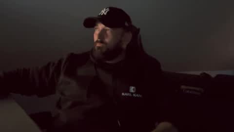 Snapshot of donchriiis chatting on November 2025 10:52:02 PM donchriiis online show from November 2025 10:52:02 PM