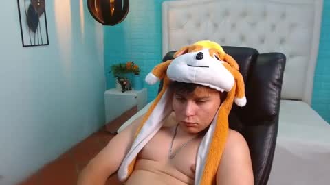 dondanys online show from October 2025 08:26:01 PM