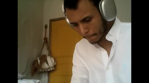 Snapshot of donlorran chatting on November 2025 04:46:01 PM donlorran online show from November 2025 04:46:01 PM