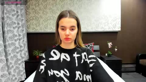 Donna On GMT2 Mon-Fri 3-9 AM online show from December 2024 11:55:01 PM