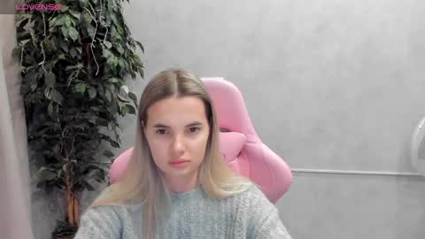 Donna On GMT2 Mon-Fri 3-9 AM online show from February 2025 12:09:01 AM