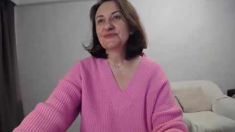 Snapshot of donnalimadonna chatting on February 2026 07:39:02 PM Tatiana 43 curvy sexy body and Joanna redhead 39 years online show from February 2026 07:39:02 PM