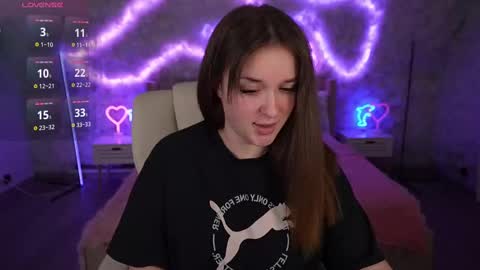 DONNA online show from March 2025 06:44:01 AM