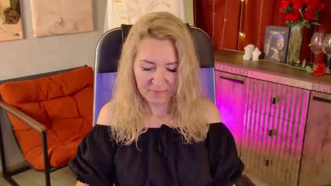 Donna online show from June 2026 07:04:02 PM